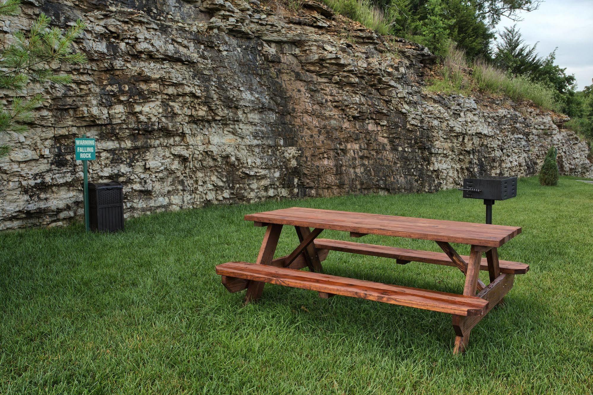 Cliffs Resort Table Rock Lake Брэнсон Экстерьер фото