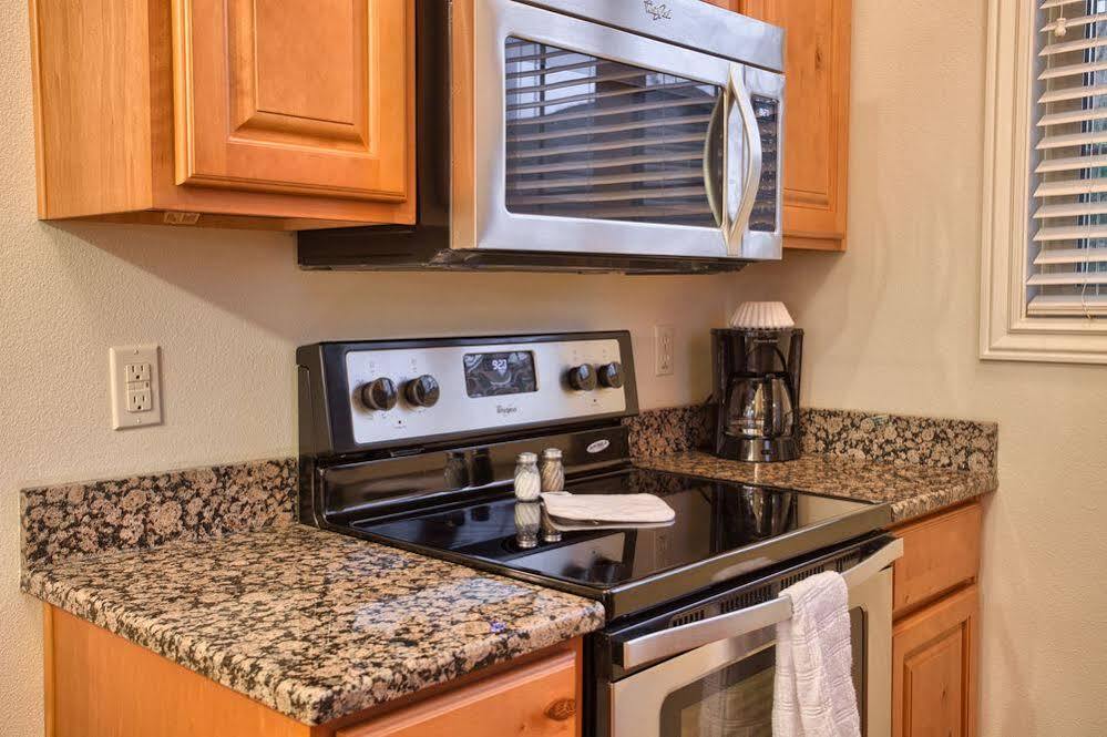 Cliffs Resort Table Rock Lake Брэнсон Экстерьер фото